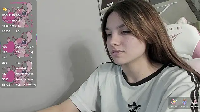 Snapshot of MashkaRay chatting on February 26, 9:20 pm MashkaRay online show from February 26, 9:20 pm