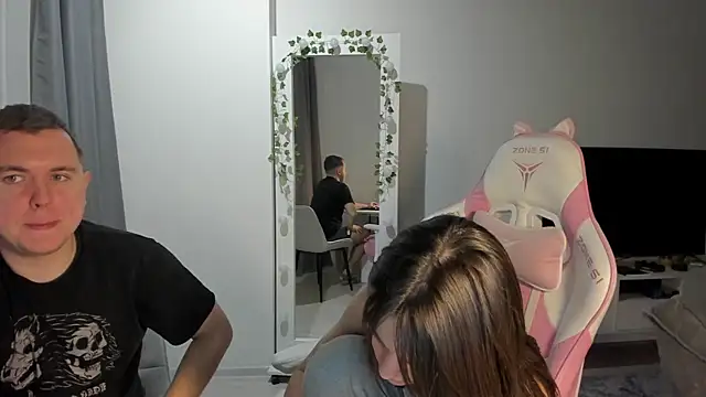 Snapshot of MashkaRay chatting on November 12, 5:06 pm MashkaRay online show from November 12, 5:06 pm