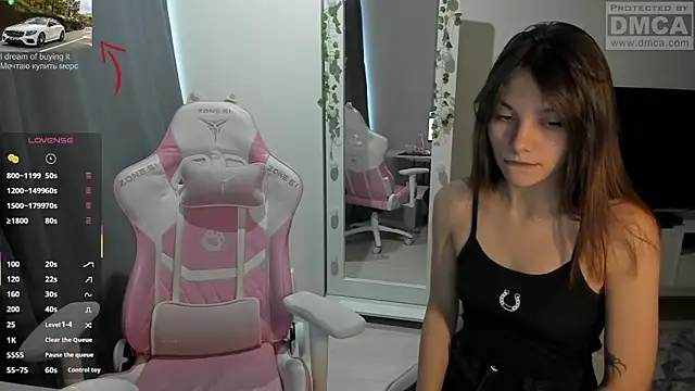 Snapshot of MashkaRay chatting on November 4, 11:14 am MashkaRay online show from November 4, 11:14 am