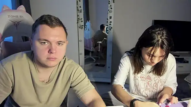 Snapshot of MashkaRay chatting on November 14, 12:53 pm MashkaRay online show from November 14, 12:53 pm