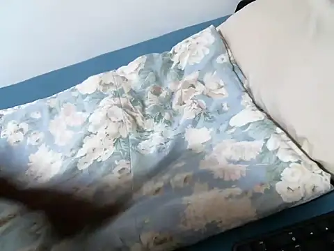 luckieey online show from November 8, 5:38 pm