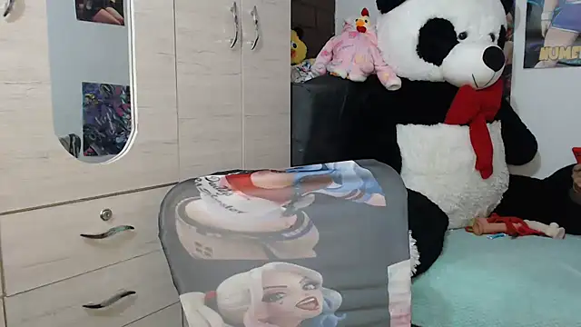 SWEETT CORY online show from December 19, 2:37 am