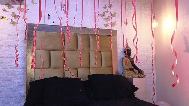 ximenawilliamss online show from November 14, 10:35 pm