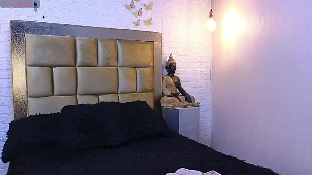 ximenawilliamss online show from September 27, 9:43 pm