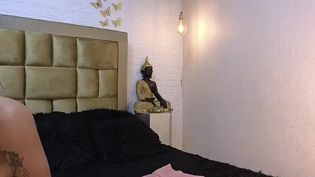 ximenawilliamss online show from June 30, 8:42 pm