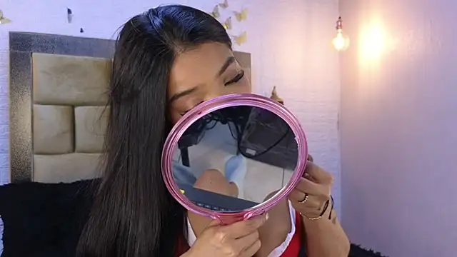 ximenawilliamss online show from November 11, 8:58 pm