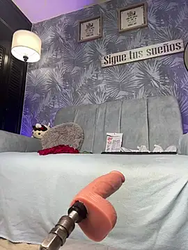 antonelaswete02 online show from April 16, 11:40 pm