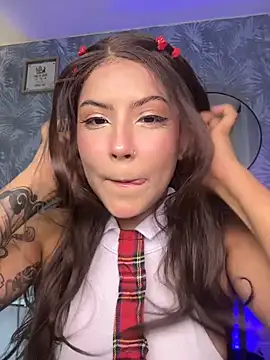 Snapshot of antonelaswete02 chatting on October 8, 12:01 am antonelaswete02 online show from October 8, 12:01 am