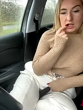 Rebeccaxxx online show from November 18, 12:19 pm