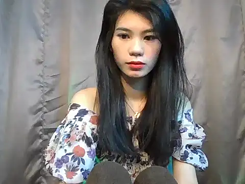 Snapshot of Ladygirrl22 chatting on November 14, 1:53 am Ladygirrl22 online show from November 14, 1:53 am