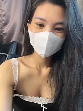 Snapshot of Ladygirrl22 chatting on October 23, 5:50 am Ladygirrl22 online show from October 23, 5:50 am