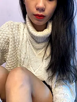 Snapshot of Ladygirrl22 chatting on November 27, 3:51 am Ladygirrl22 online show from November 27, 3:51 am