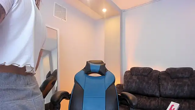 Barbara honey online show from April 1, 1:08 am