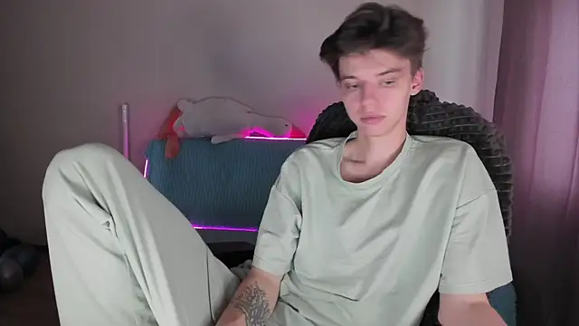 Liam sexy1 online show from October 15, 8:22 am