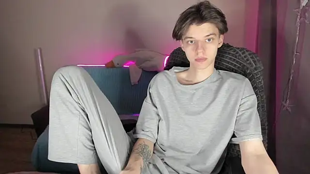 Liam sexy1 online show from March 21, 7:24 pm