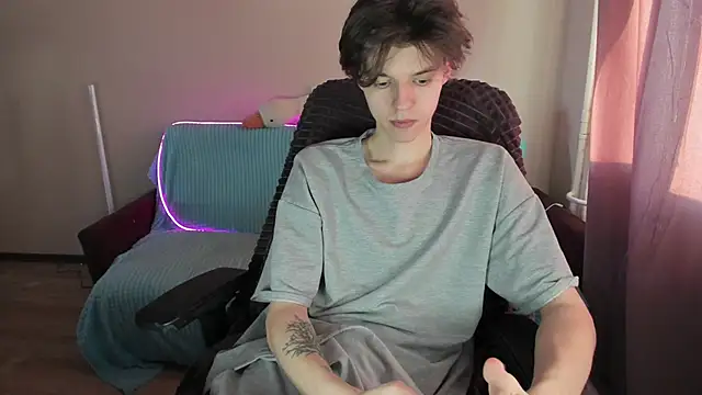 Liam sexy1 online show from March 21, 3:24 pm