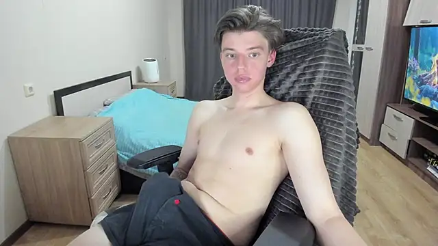 Liam sexy1 online show from April 23, 4:30 pm