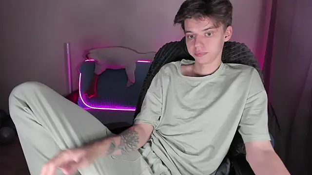 Liam sexy1 online show from October 14, 2:17 pm