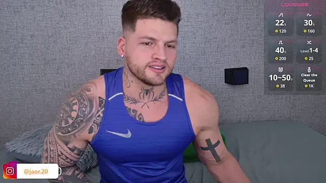 Jaor owens20 online show from February 28, 9:58 pm