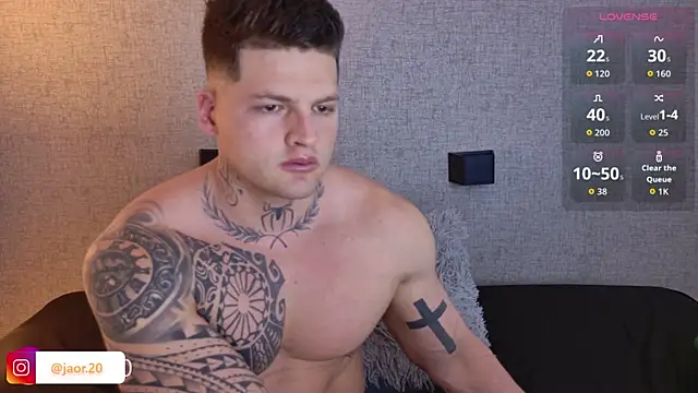 Jaor owens20 online show from March 15, 9:55 pm