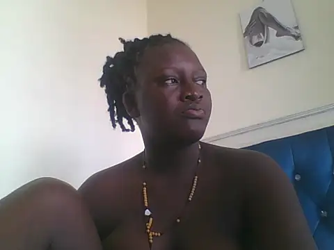 Snapshot of Heavy_ass chatting on March 21, 6:27 am Heavy ass online show from March 21, 6:27 am