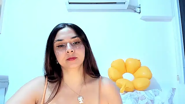 SuzyGamingFairy online show from July 8, 11:27 pm
