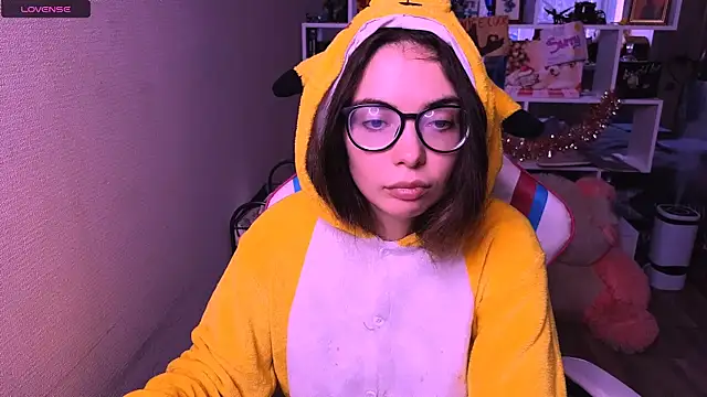 Sia Shine online show from December 15, 9:45 am