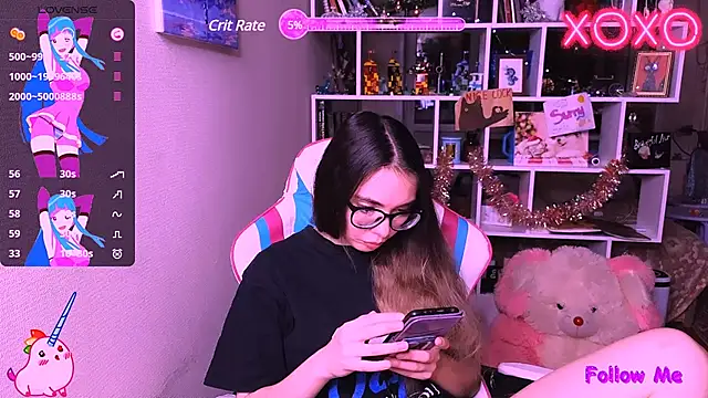 Sia Shine online show from December 8, 1:25 pm