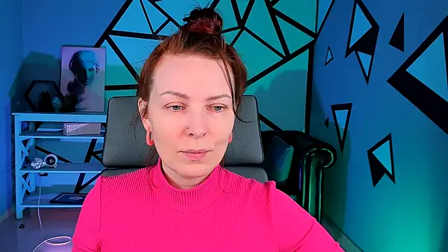 VandaRossi online show from December 19, 9:44 am