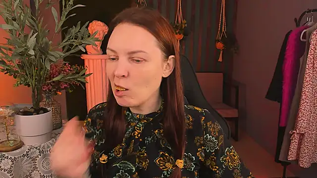 VandaRossi online show from November 22, 9:41 am