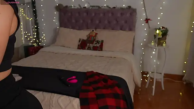 samantha evans2 online show from December 18, 11:41 pm