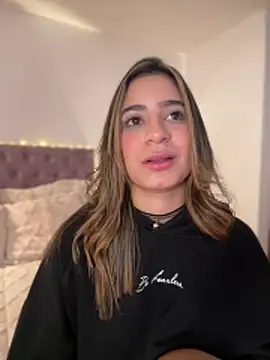 samantha evans2 online show from February 3, 6:22 am