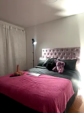 Snapshot of samantha_evans2 chatting on November 8, 11:52 pm samantha evans2 online show from November 8, 11:52 pm