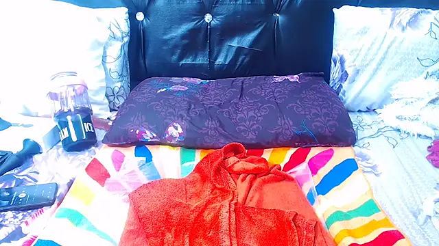 Snapshot of spicydiver38 chatting on November 2, 4:39 am spicydiver38 online show from November 2, 4:39 am