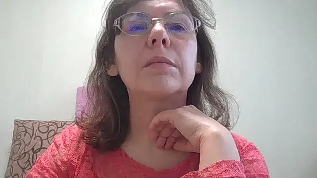 HollyJewel online show from February 20, 11:56 am