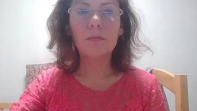 Snapshot of HollyJewel chatting on November 9, 7:18 pm HollyJewel online show from November 9, 7:18 pm