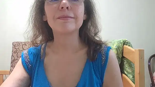 HollyJewel online show from June 26, 4:13 pm