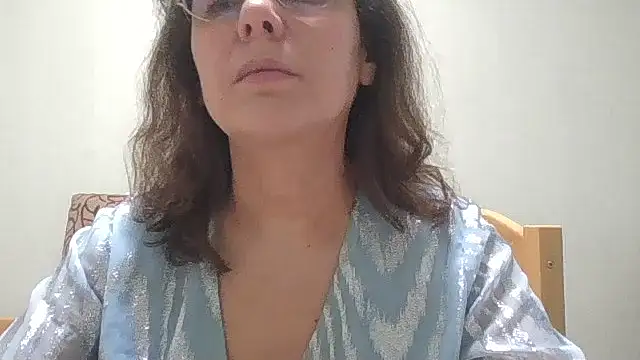 HollyJewel online show from February 26, 3:01 pm