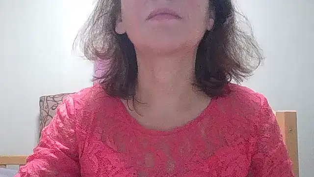 Snapshot of HollyJewel chatting on October 24, 2:27 pm HollyJewel online show from October 24, 2:27 pm