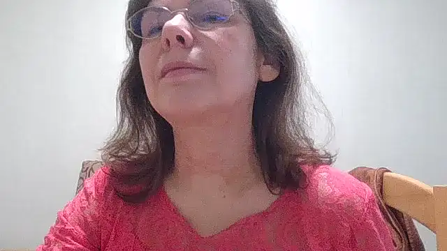 HollyJewel online show from February 23, 1:23 pm