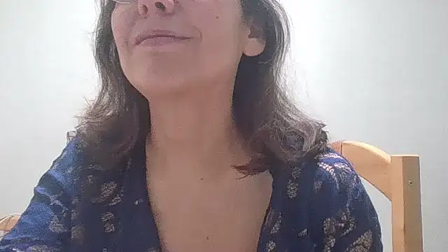 HollyJewel online show from March 22, 5:47 pm