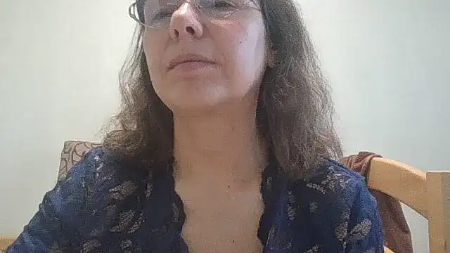 HollyJewel online show from March 12, 2:21 pm