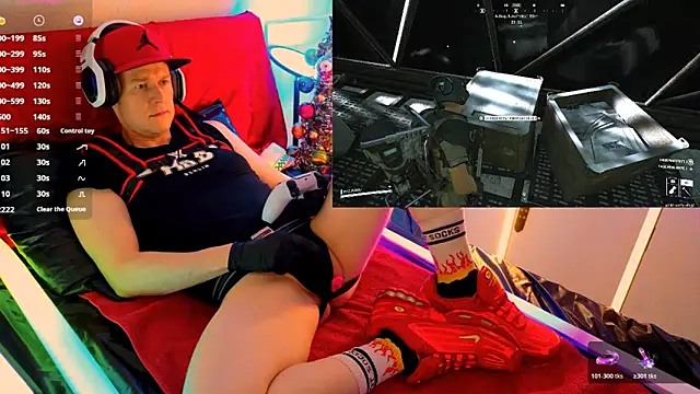 Snapshot of Fuc71 chatting on December 21, 1:57 pm Fuc71 online show from December 21, 1:57 pm