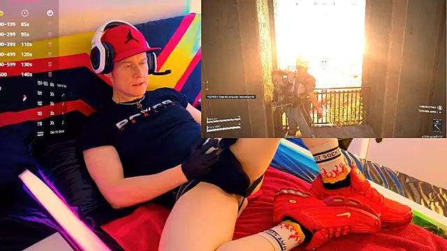 Fuc71 online show from December 5, 8:50 pm