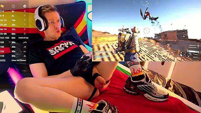 Snapshot of Fuc71 chatting on February 6, 6:37 pm Fuc71 online show from February 6, 6:37 pm