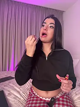 ZoeZayd online show from February 7, 10:07 pm