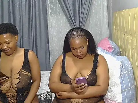 Snapshot of Xxxsluts chatting on June 11, 8:44 am Xxxsluts online show from June 11, 8:44 am