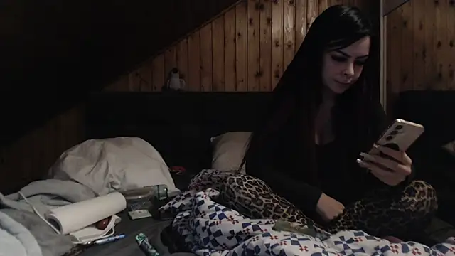 BoeseMoni1998 online show from September 27, 5:19 pm