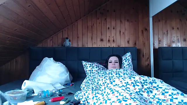 BoeseMoni1998 online show from September 9, 9:52 am