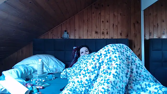 BoeseMoni1998 online show from October 19, 8:39 am